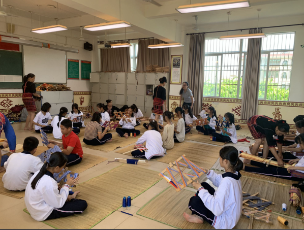 将健康理念融入日常管理用心用情守护每一位学生的健康生长